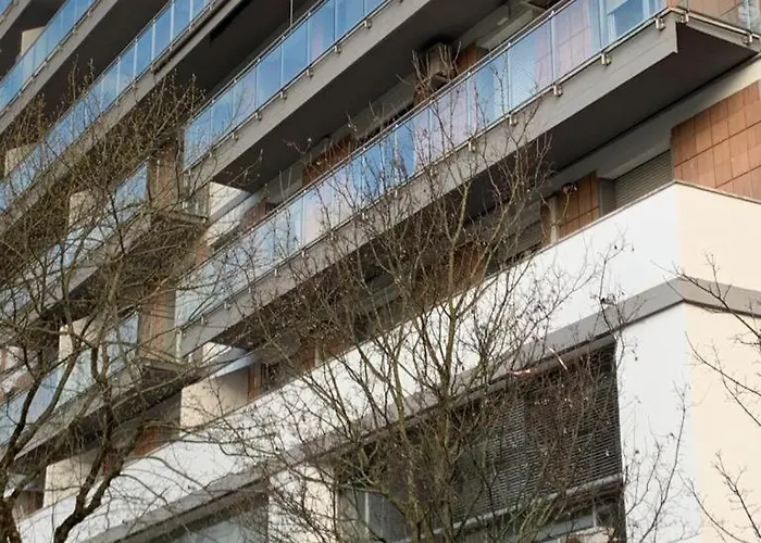 Guesthost - A 5 Min Dalla Stazione X5 Apartamento Ferrara