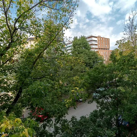 Guesthost - A 5 Min Dalla Stazione X5 Appartement Ferrara