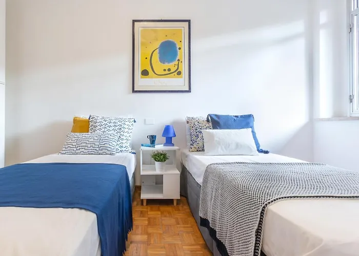 Guesthost - A 5 Min Dalla Stazione X5 Apartament Ferrara