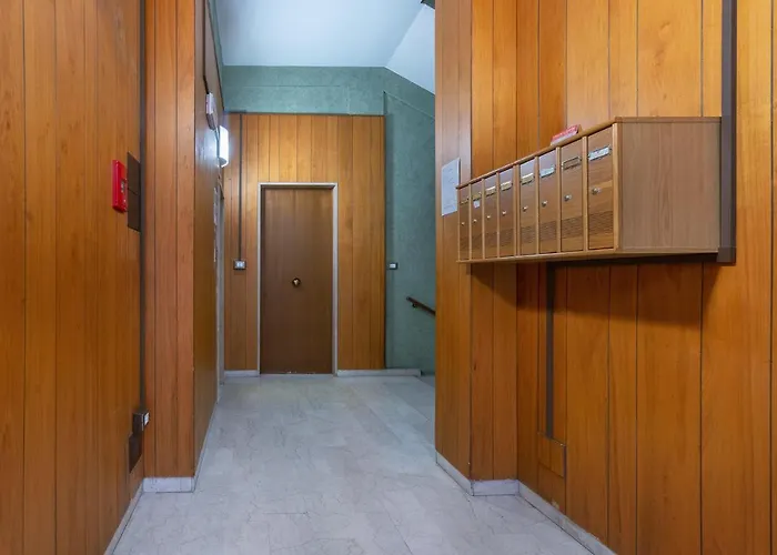 Appartement Guesthost - A 5 Min Dalla Stazione X5 *